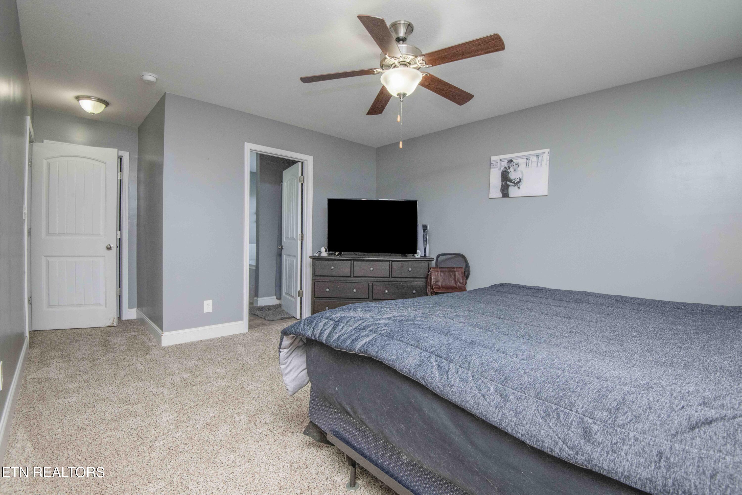 2559 Sparkling Star Lane