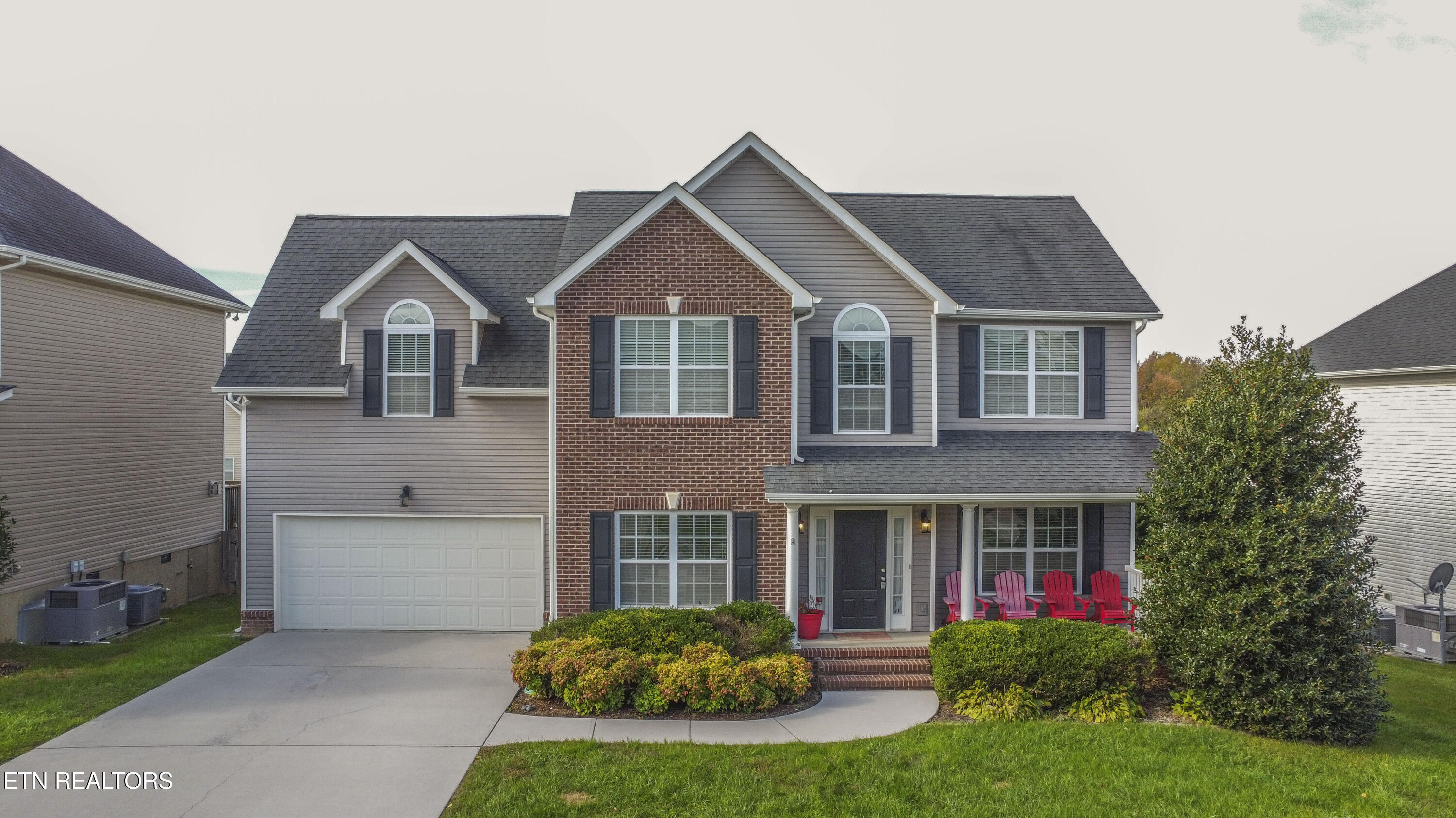 2559 Sparkling Star Lane