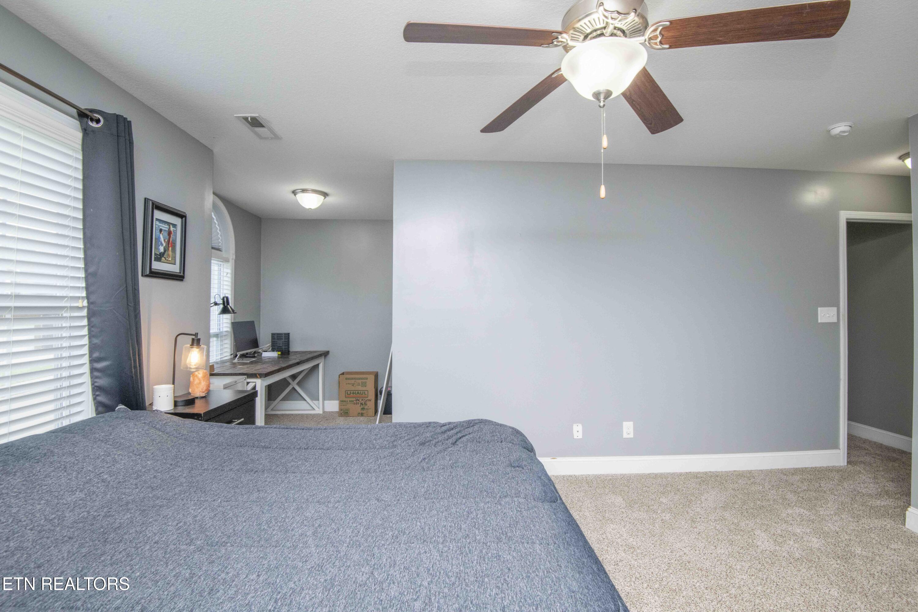 2559 Sparkling Star Lane