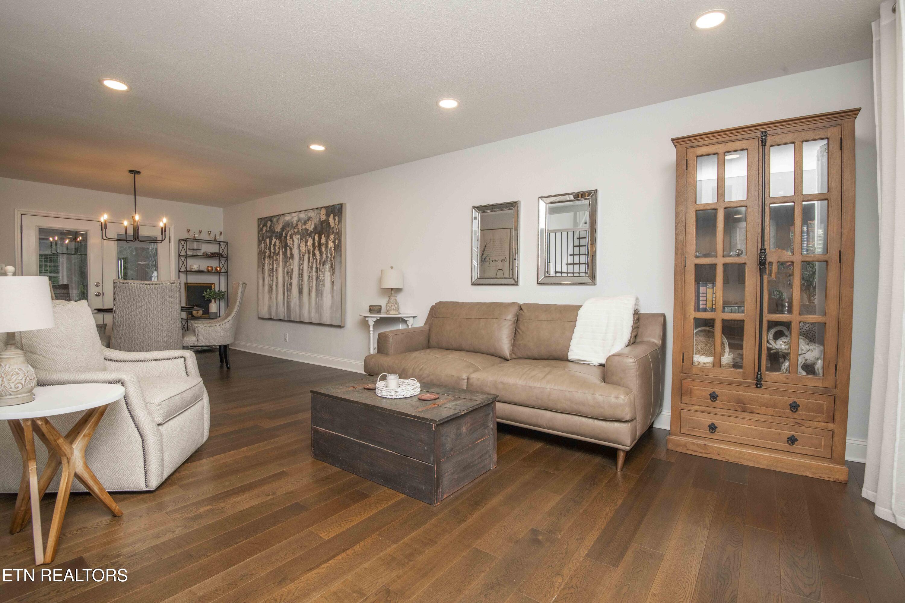 11721 Georgetowne Drive