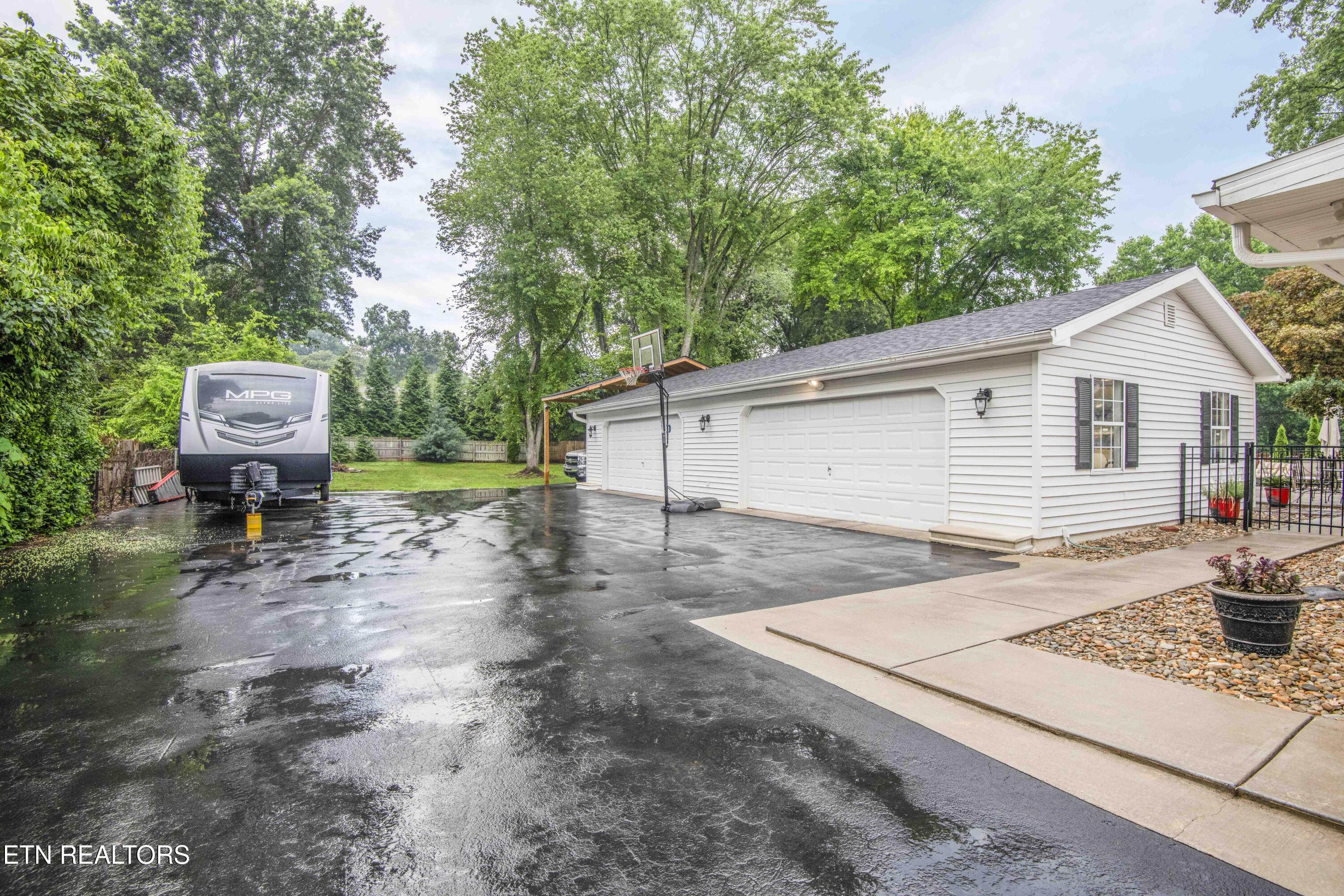 11721 Georgetowne Drive