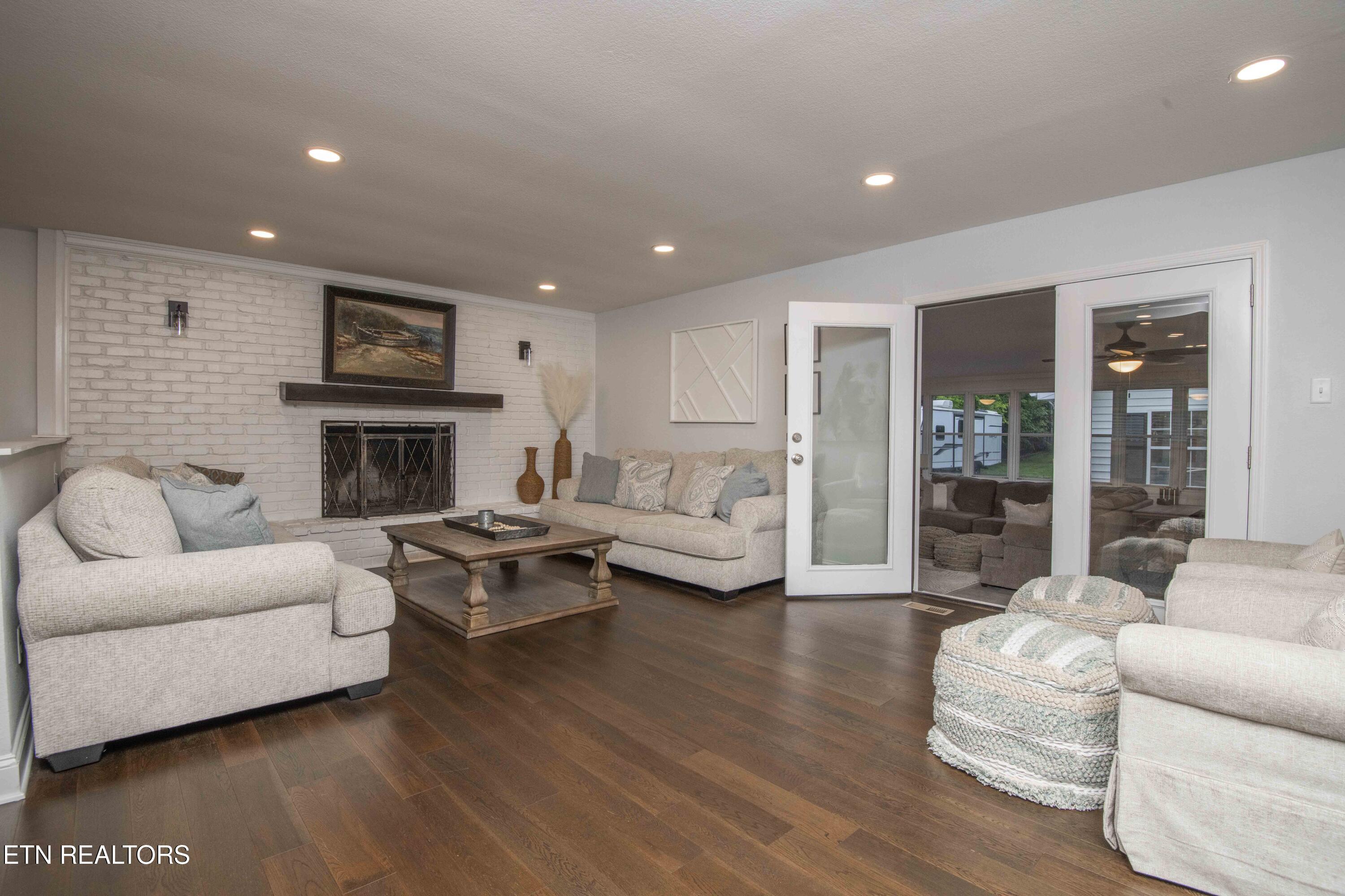 11721 Georgetowne Drive