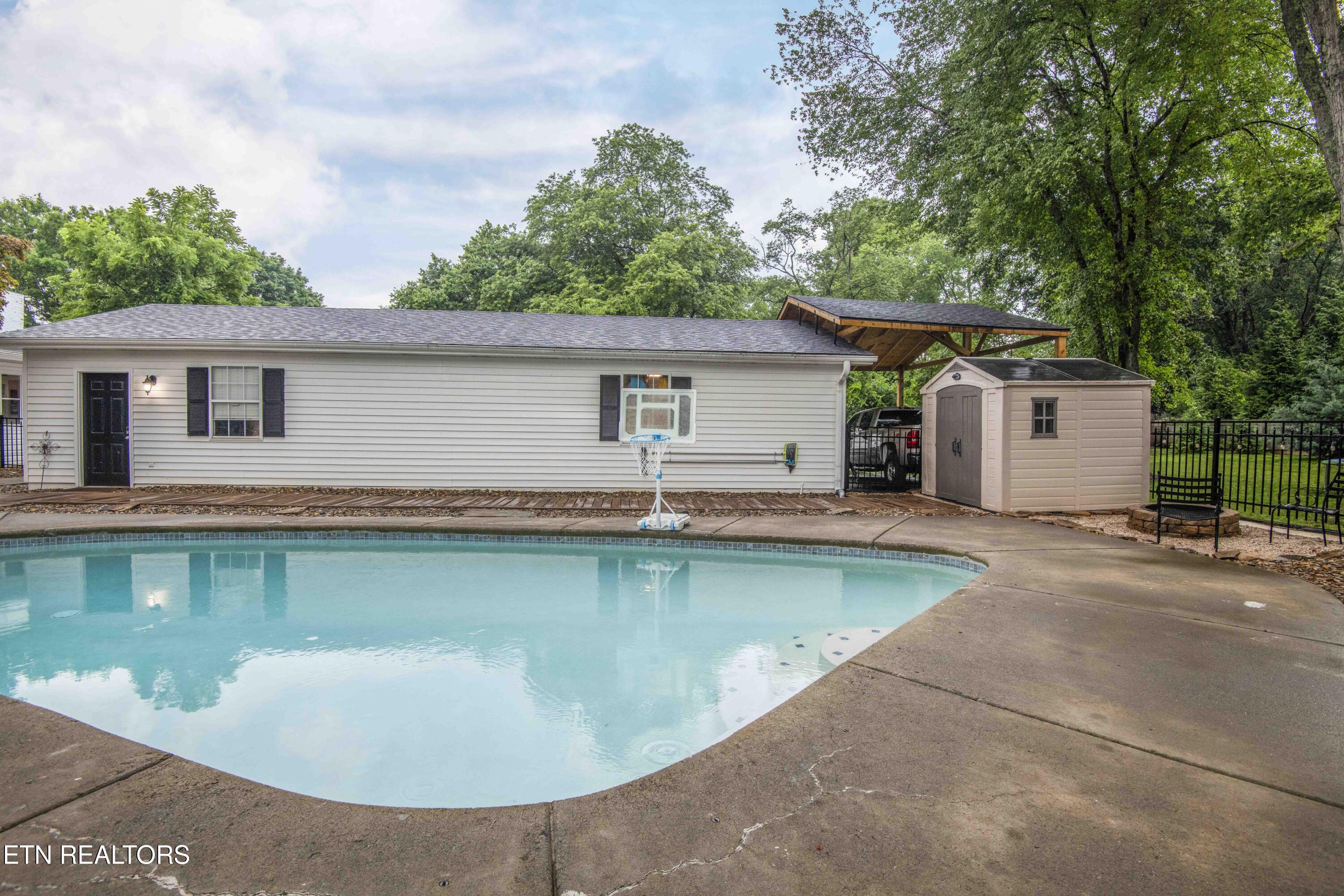 11721 Georgetowne Drive