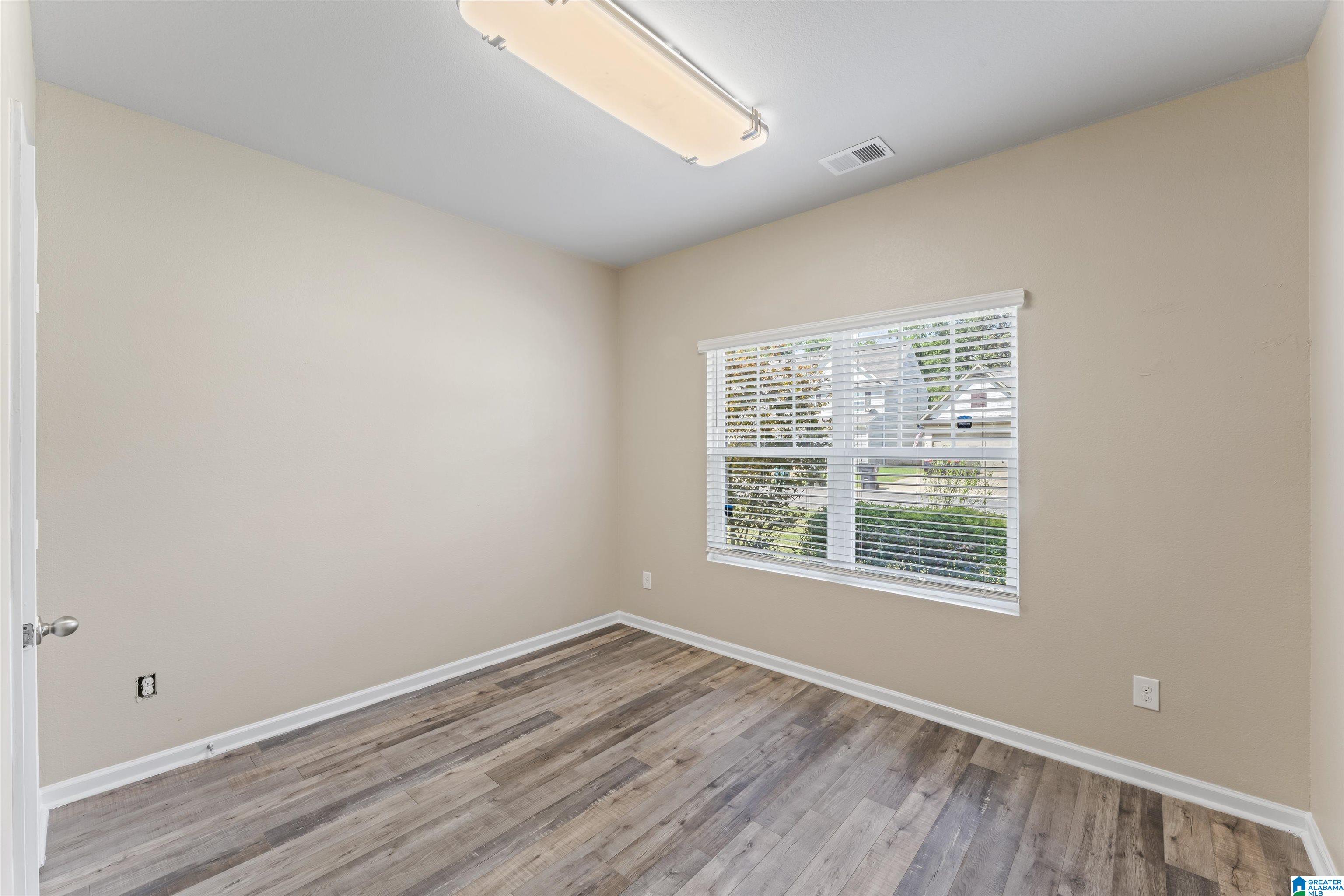 725 CLOVER CIRCLE