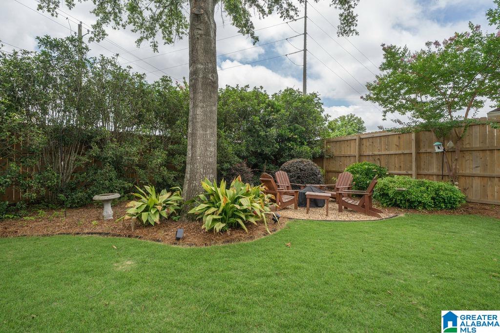 1747 PEBBLE CREEK DRIVE