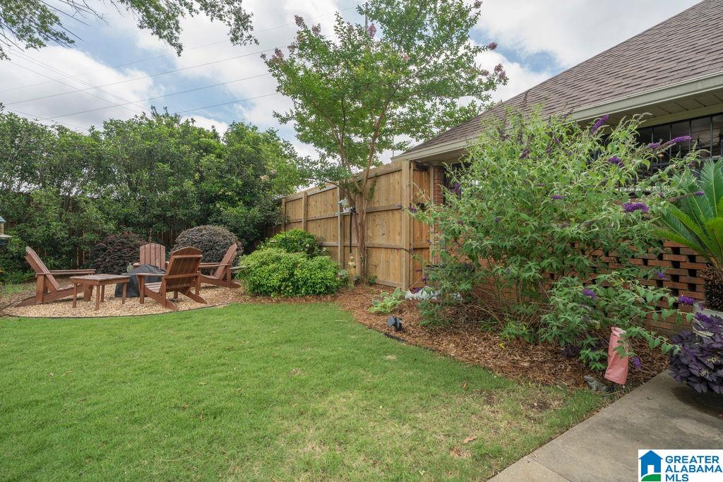 1747 PEBBLE CREEK DRIVE