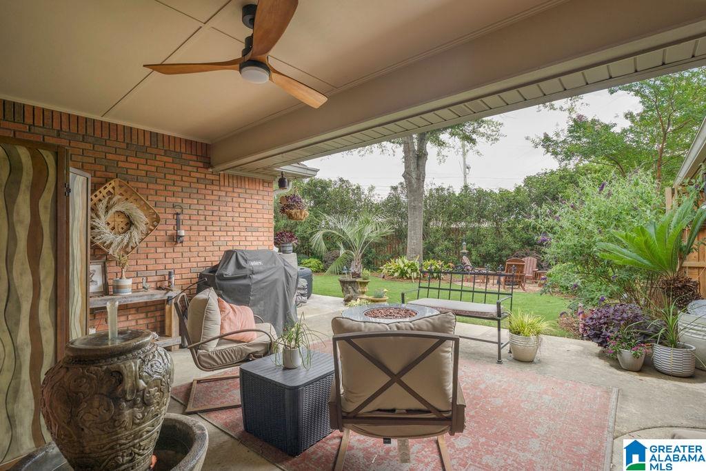 1747 PEBBLE CREEK DRIVE