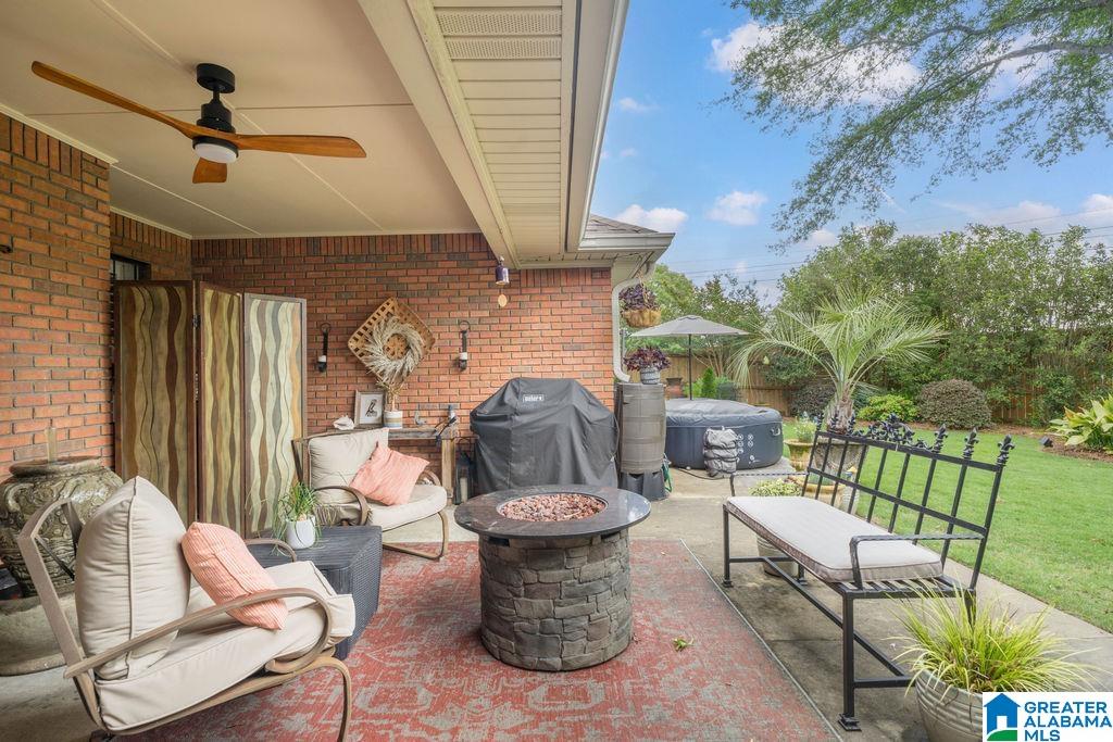 1747 PEBBLE CREEK DRIVE