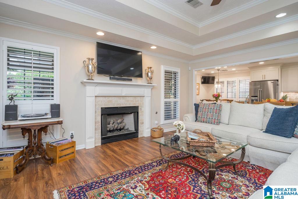 1747 PEBBLE CREEK DRIVE