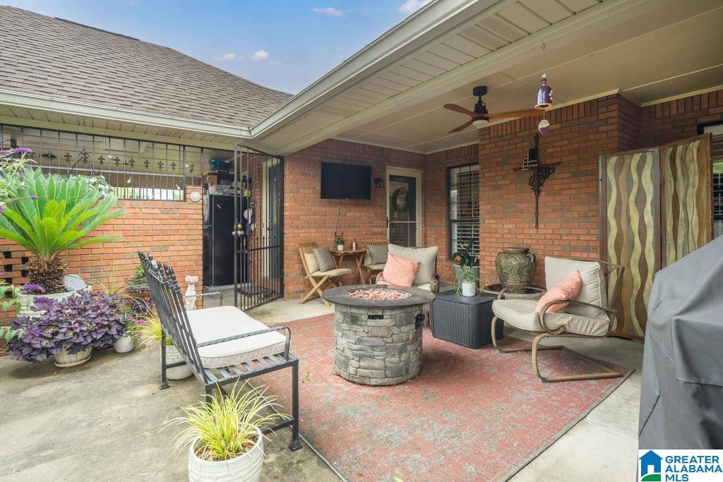 1747 PEBBLE CREEK DRIVE