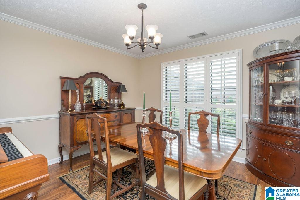 1747 PEBBLE CREEK DRIVE