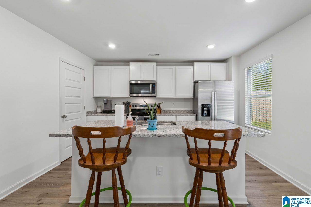 461 SADDLEWOOD COVE
