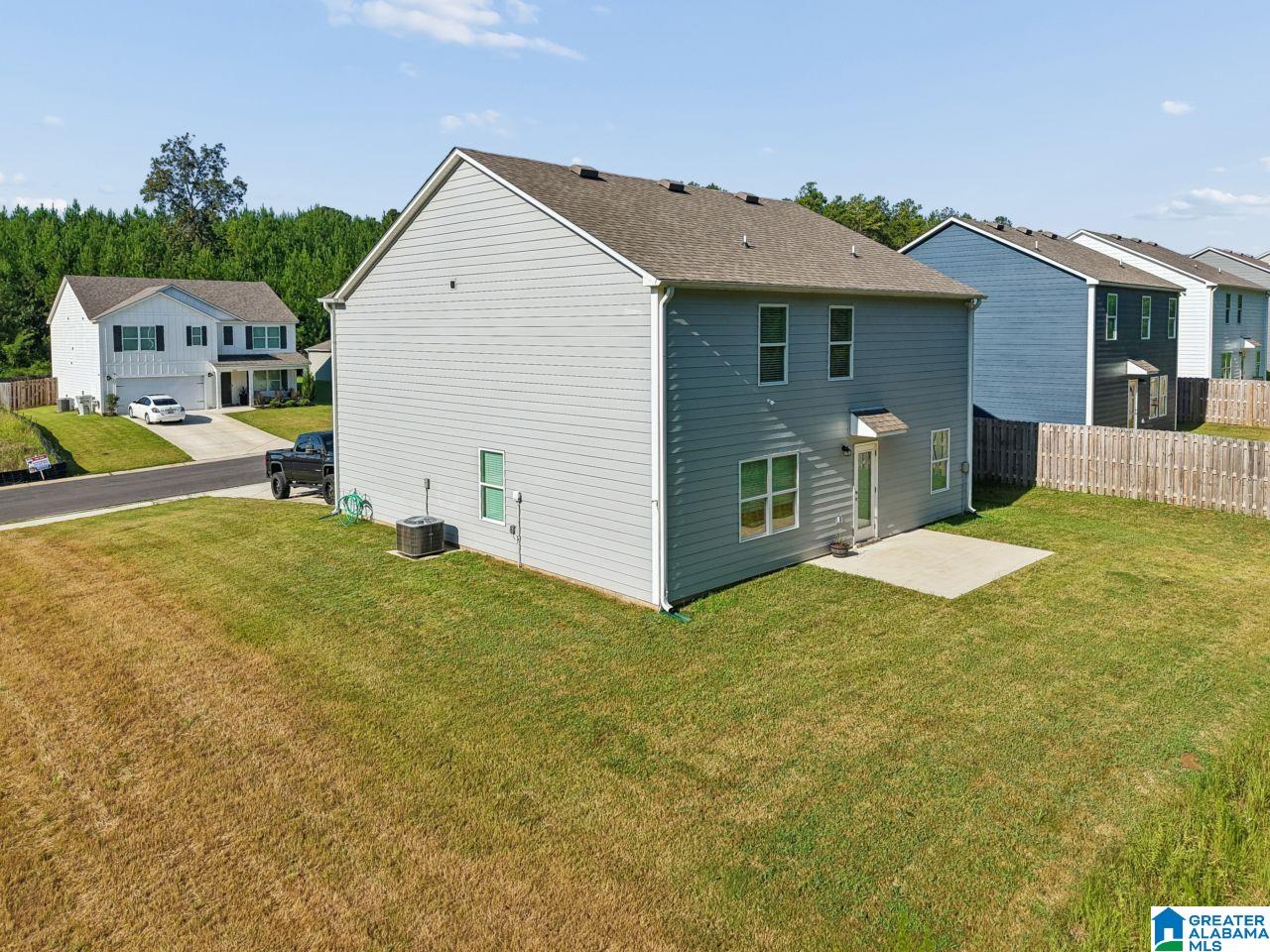461 SADDLEWOOD COVE