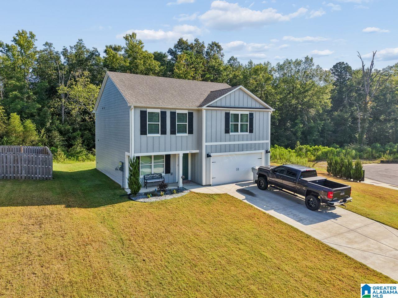 461 SADDLEWOOD COVE
