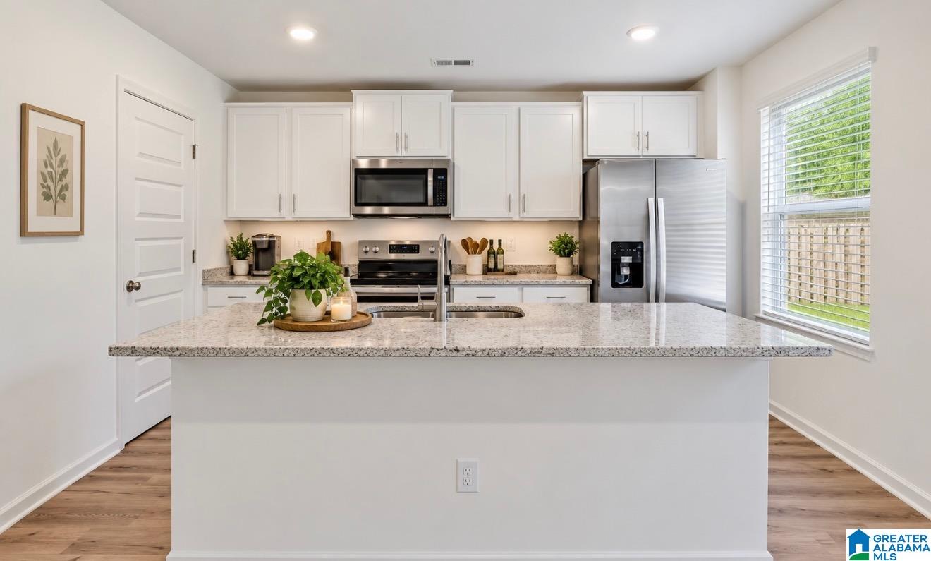 461 SADDLEWOOD COVE