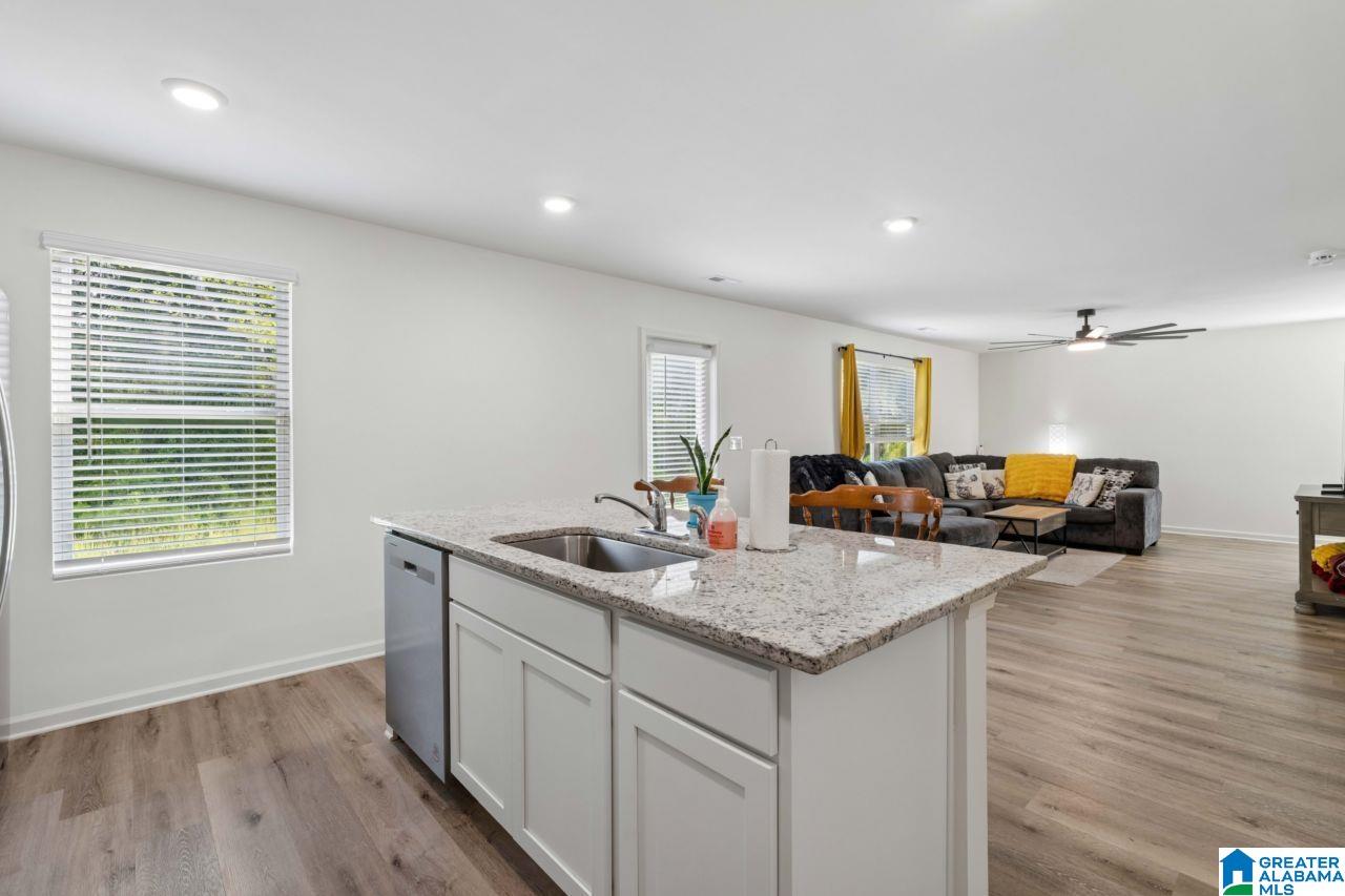 461 SADDLEWOOD COVE