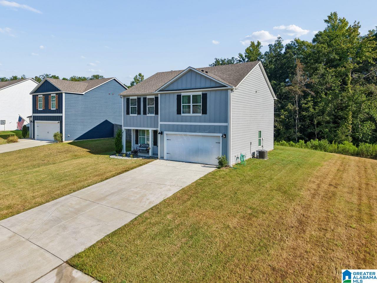 461 SADDLEWOOD COVE