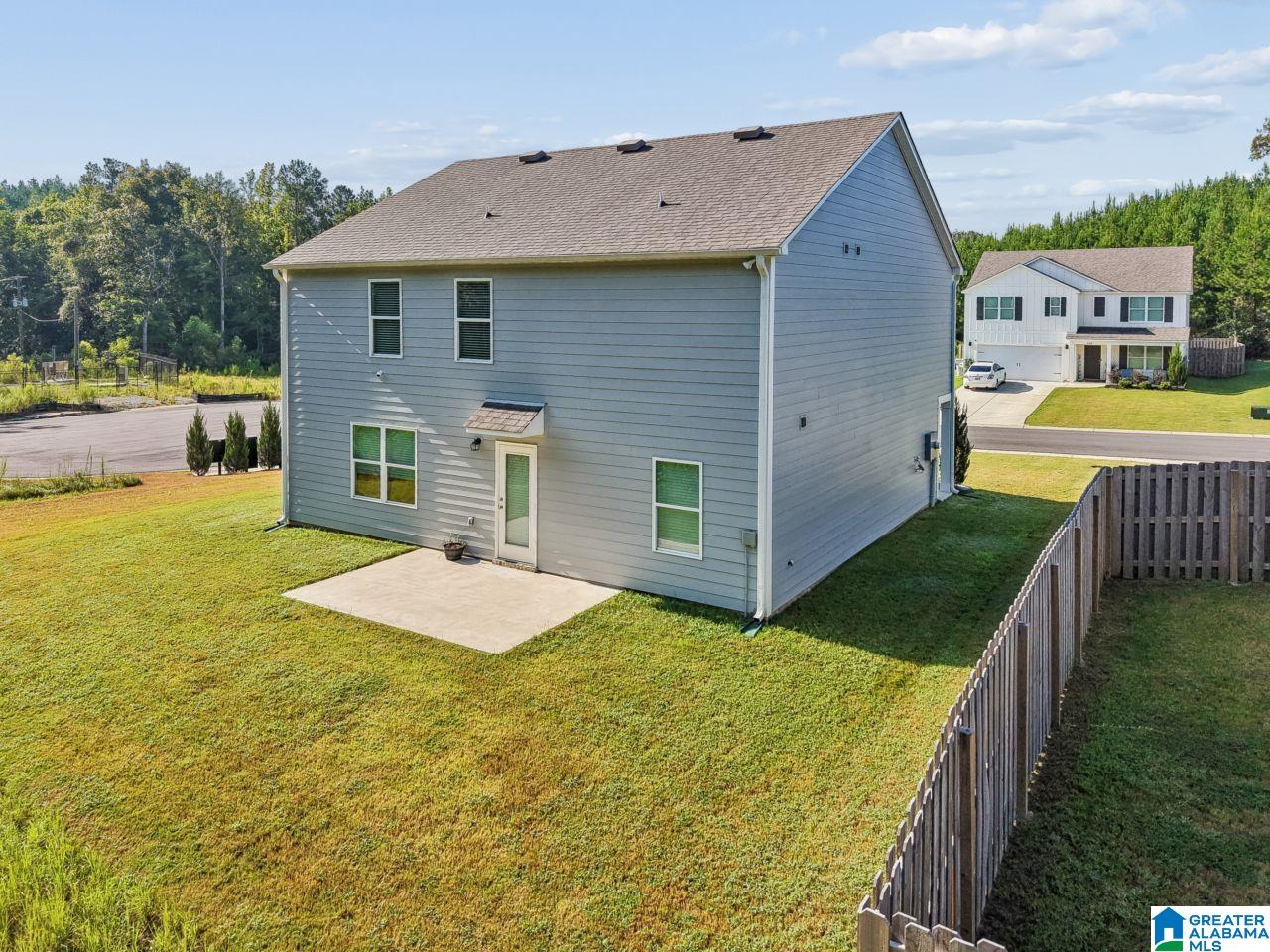 461 SADDLEWOOD COVE