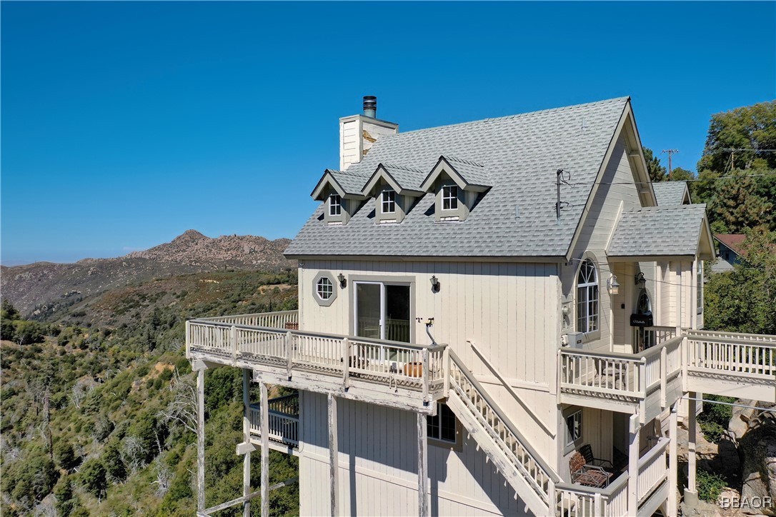 1230 Brentwood Drive