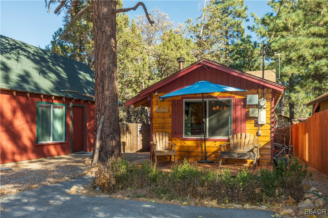 435 Moreno Lane