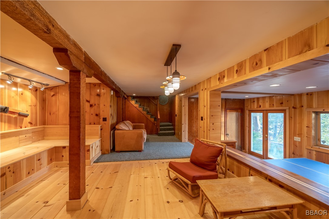 258 John Muir Road