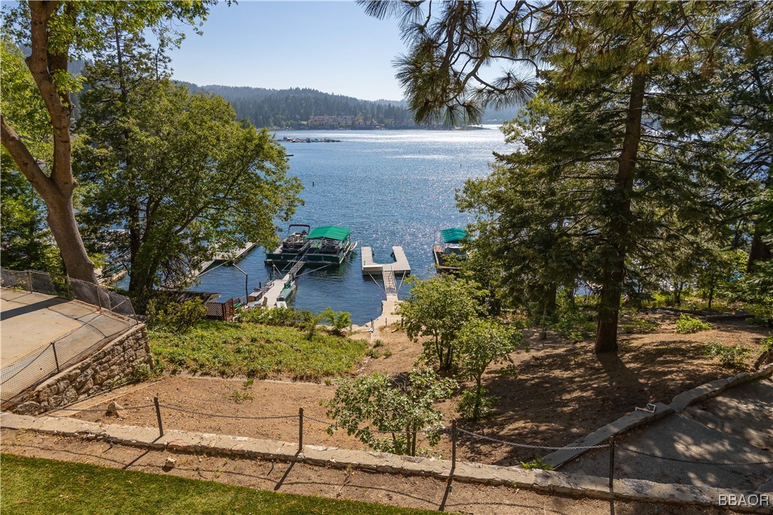 258 John Muir Road
