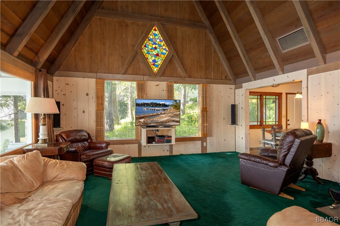258 John Muir Road
