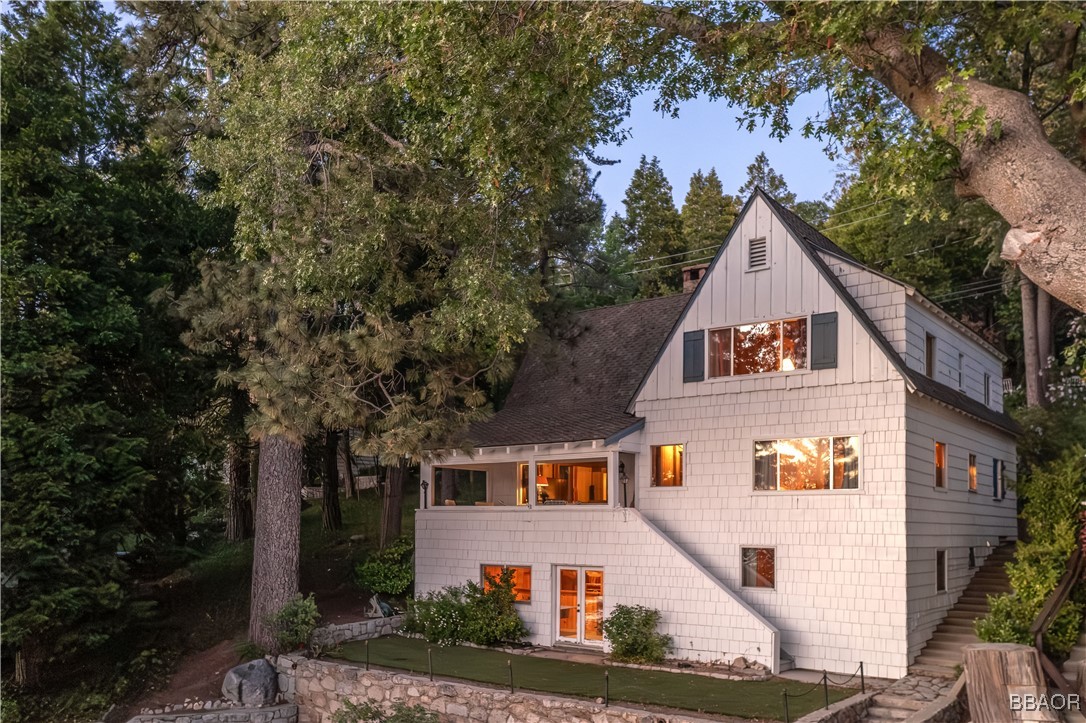 258 John Muir Road