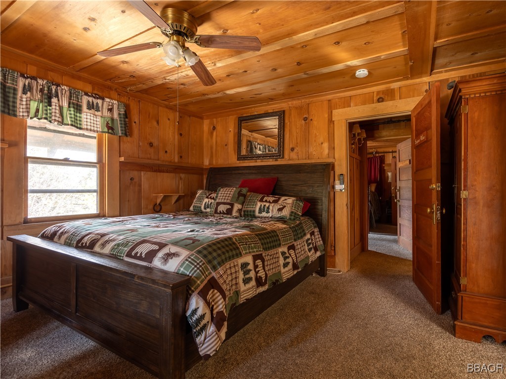 869 Knickerbocker Road