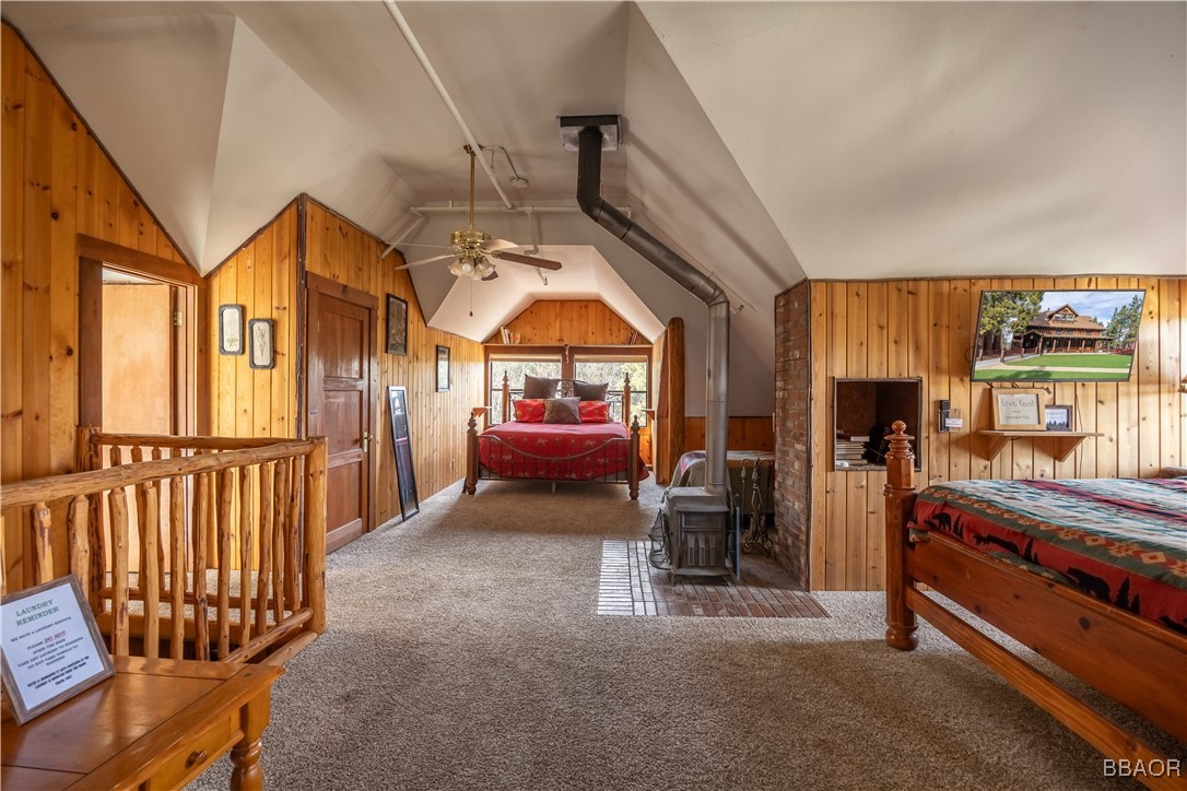 869 Knickerbocker Road