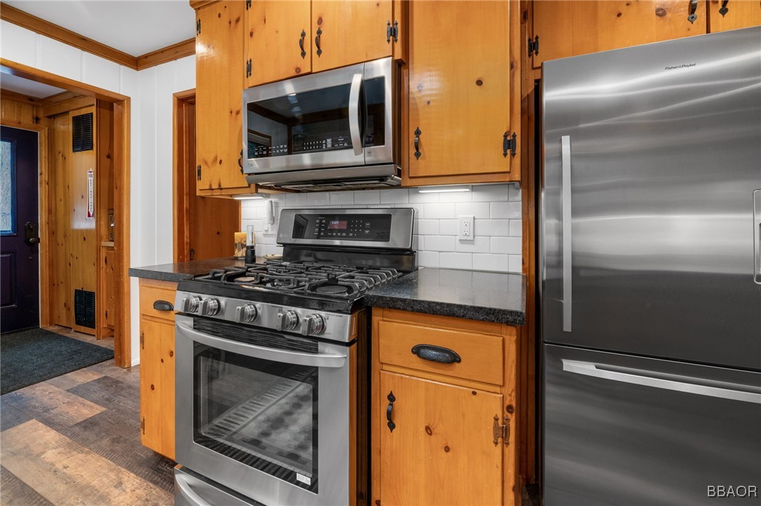 39124 Waterview Drive