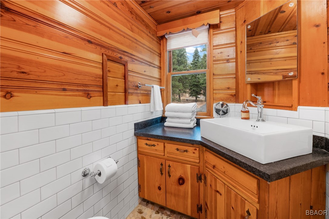 39124 Waterview Drive