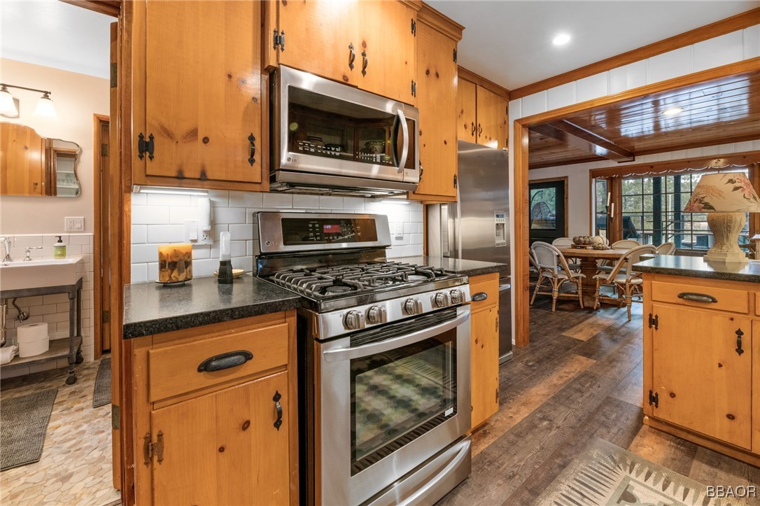 39124 Waterview Drive