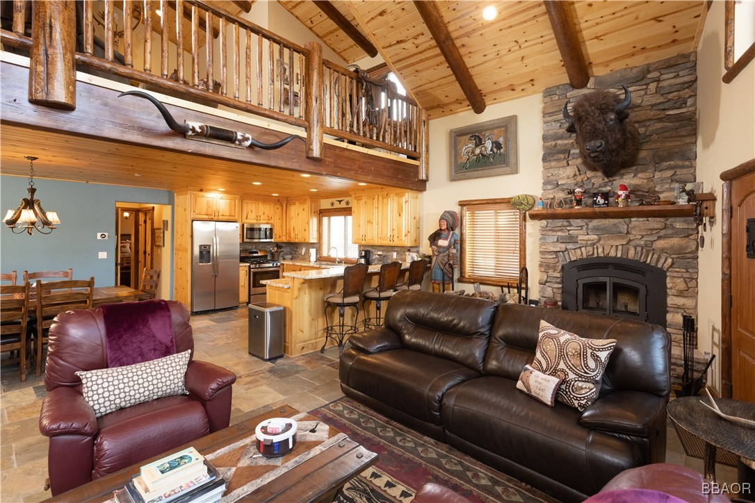 1389 Flintridge Avenue