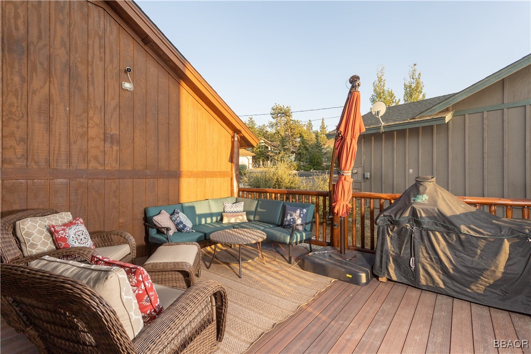1389 Flintridge Avenue