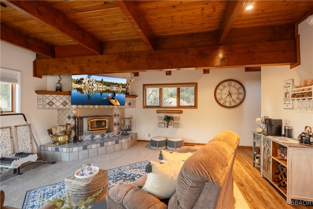 43811 Canyon Crest Drive