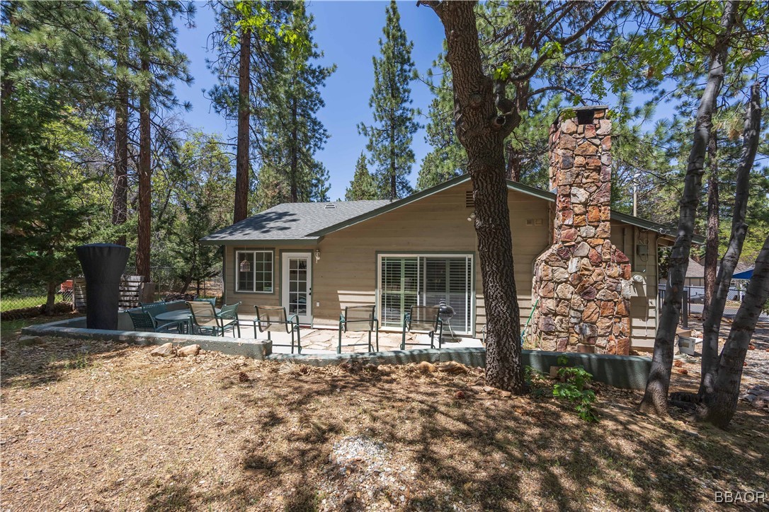 682 Maple Lane