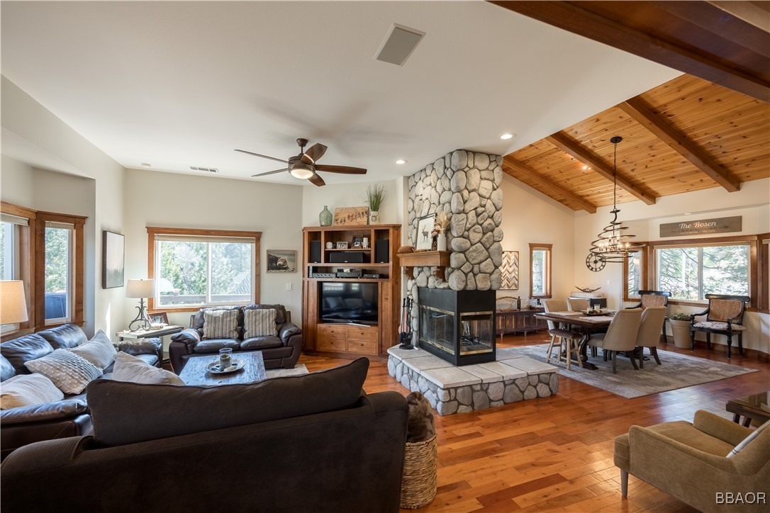 813 Brentwood Drive