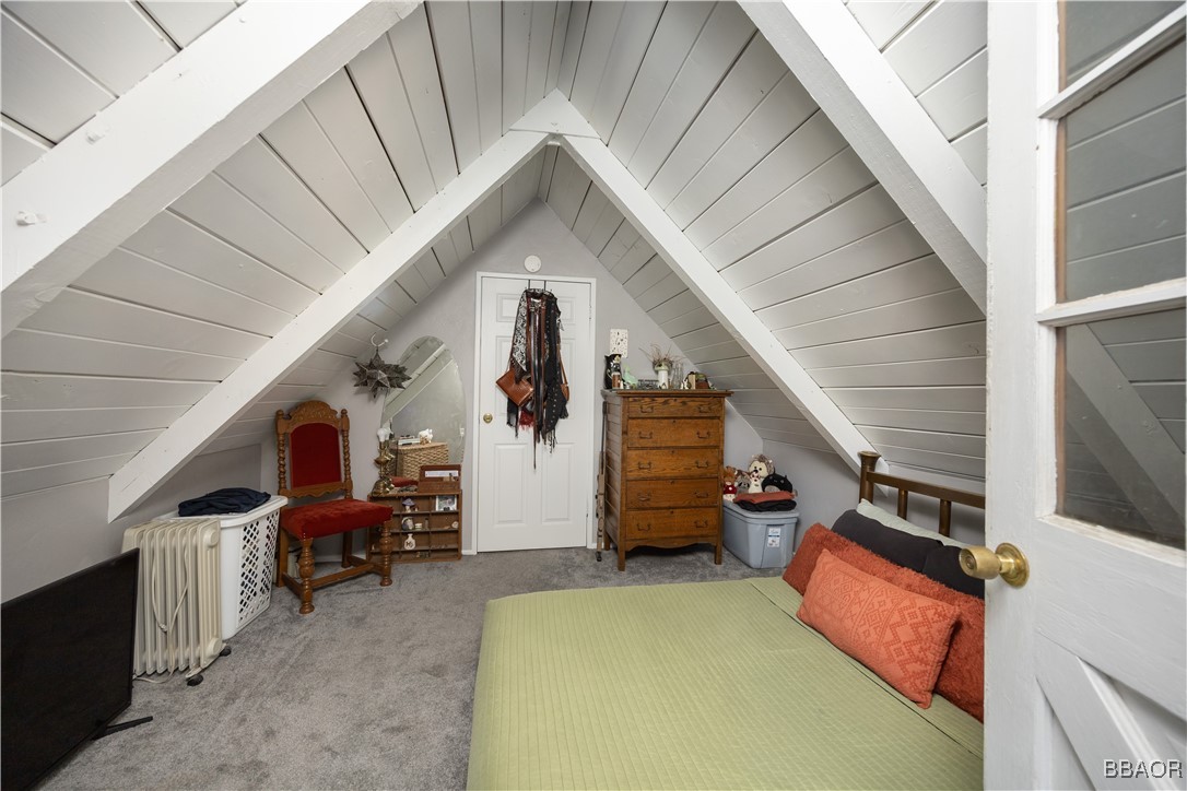 1025 West Country Club Boulevard