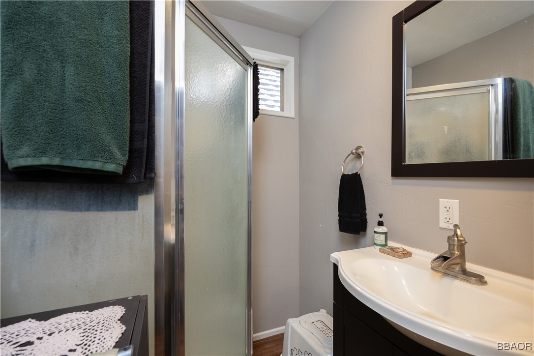 1025 West Country Club Boulevard