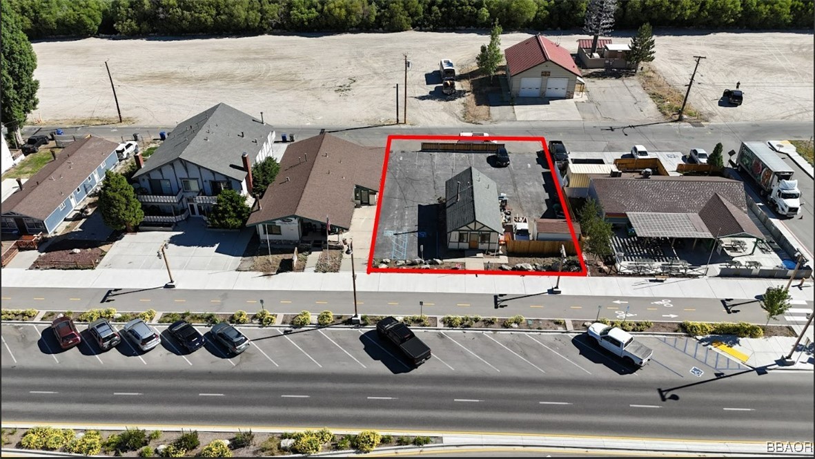 42598 Moonridge Road