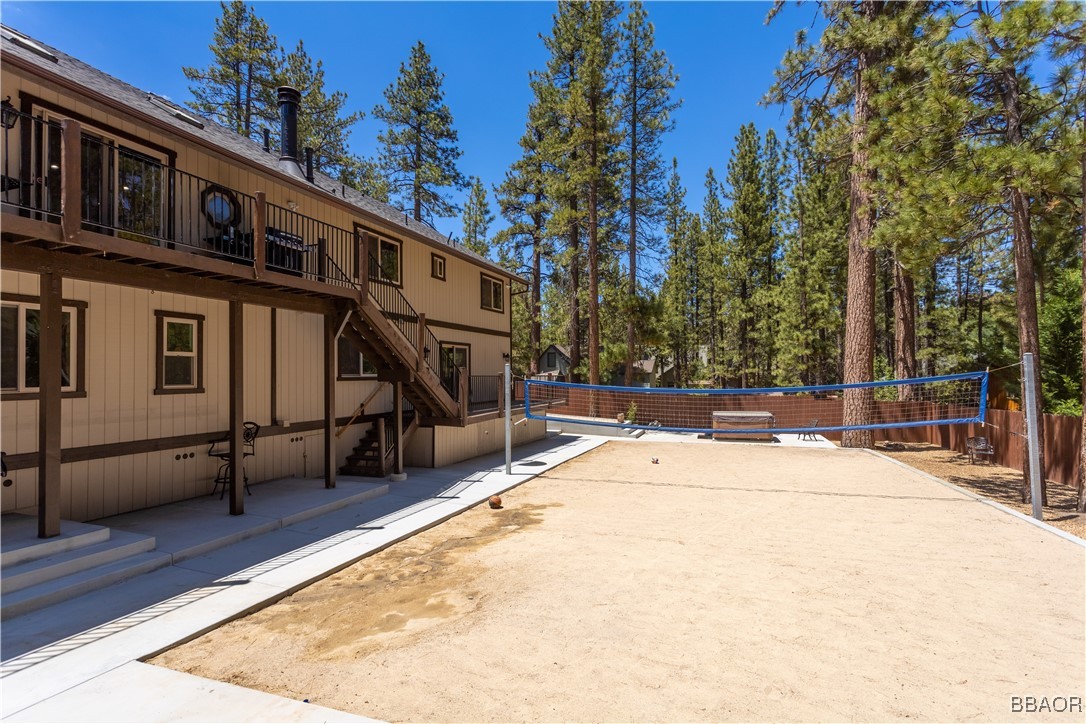 243 Santa Clara Boulevard