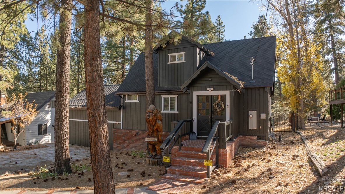 1126 Sugarpine Road