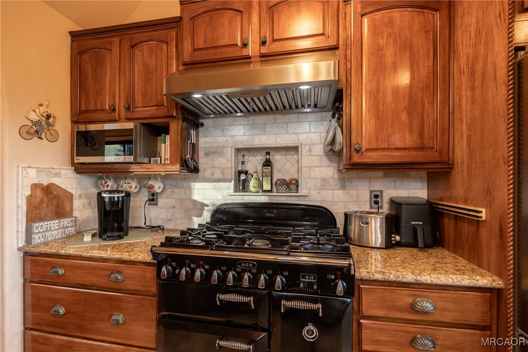 26335 Walnut Hills Drive