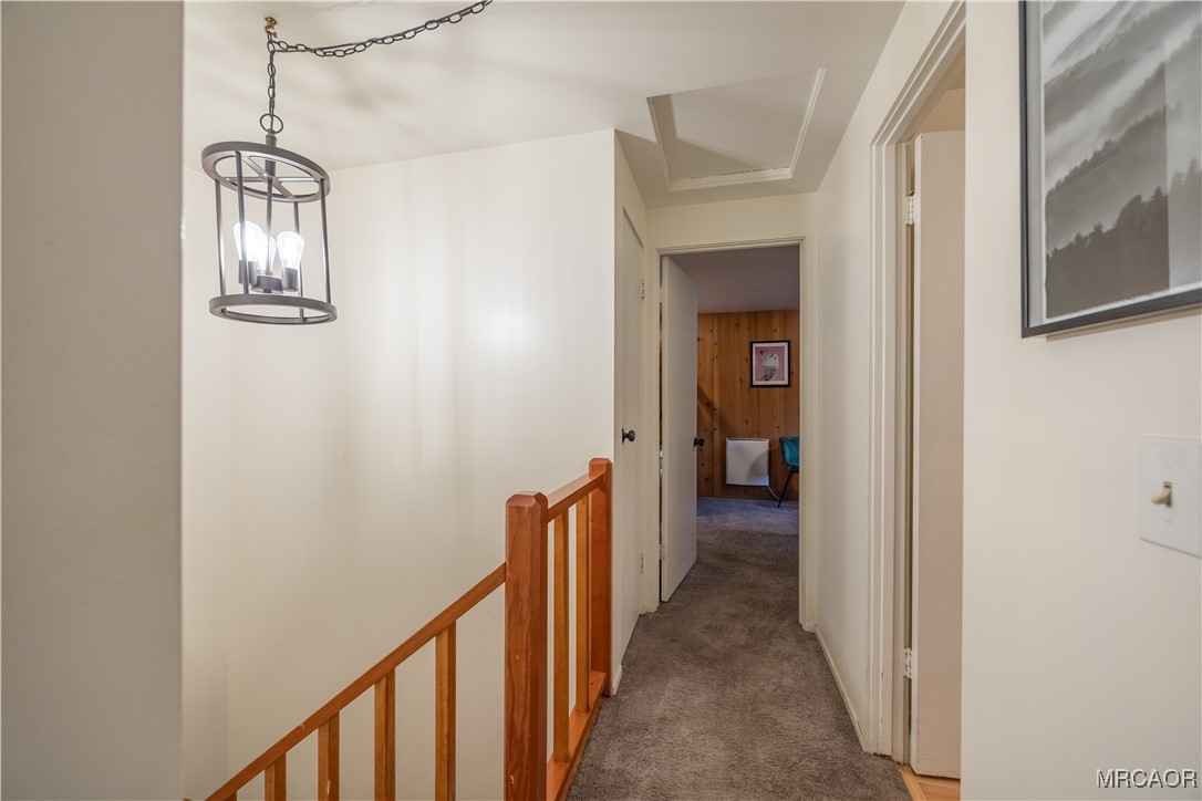 550 Villa Grove Avenue