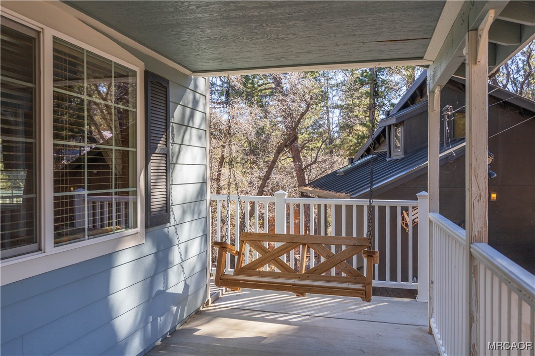 550 Villa Grove Avenue