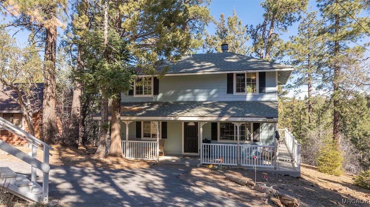 550 Villa Grove Avenue