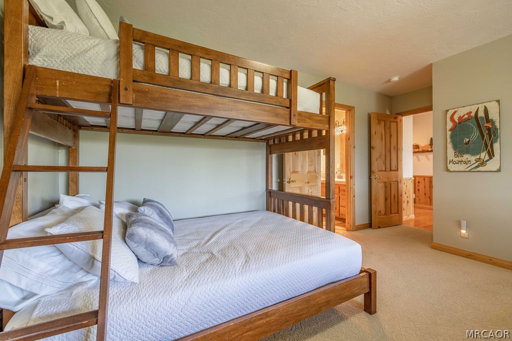 305 Starlight Circle