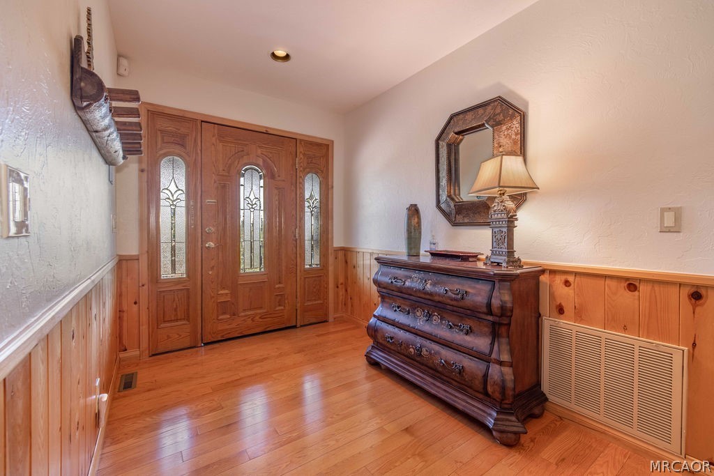 305 Starlight Circle