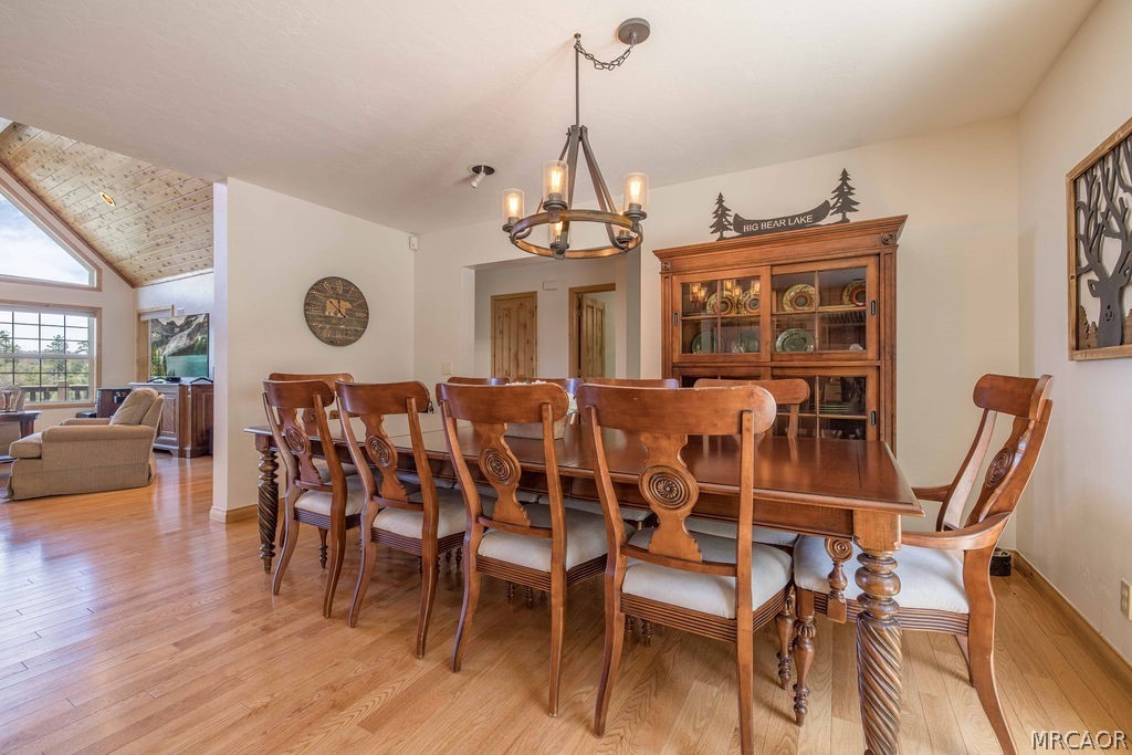 305 Starlight Circle